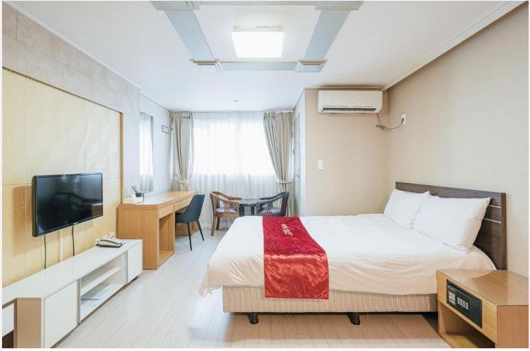 R&T Hotel Jeju Ngoại thất bức ảnh