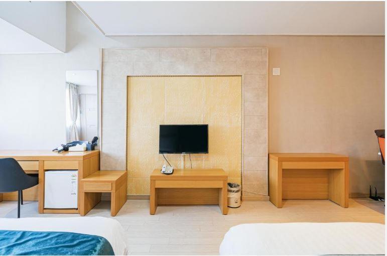 R&T Hotel Jeju Ngoại thất bức ảnh