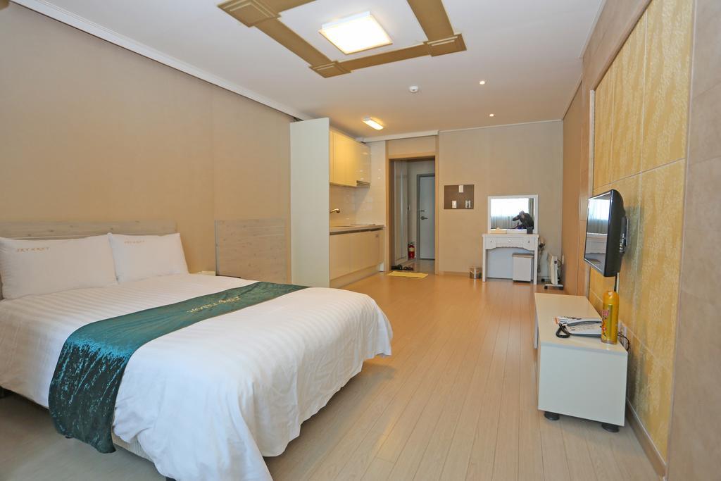 R&T Hotel Jeju Ngoại thất bức ảnh